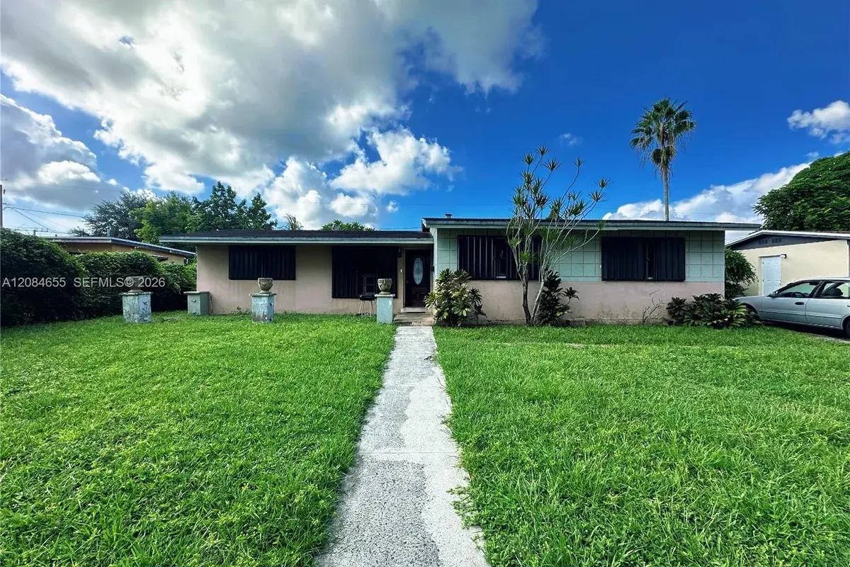 1410 NW 174th St, Miami Gardens FL 33169