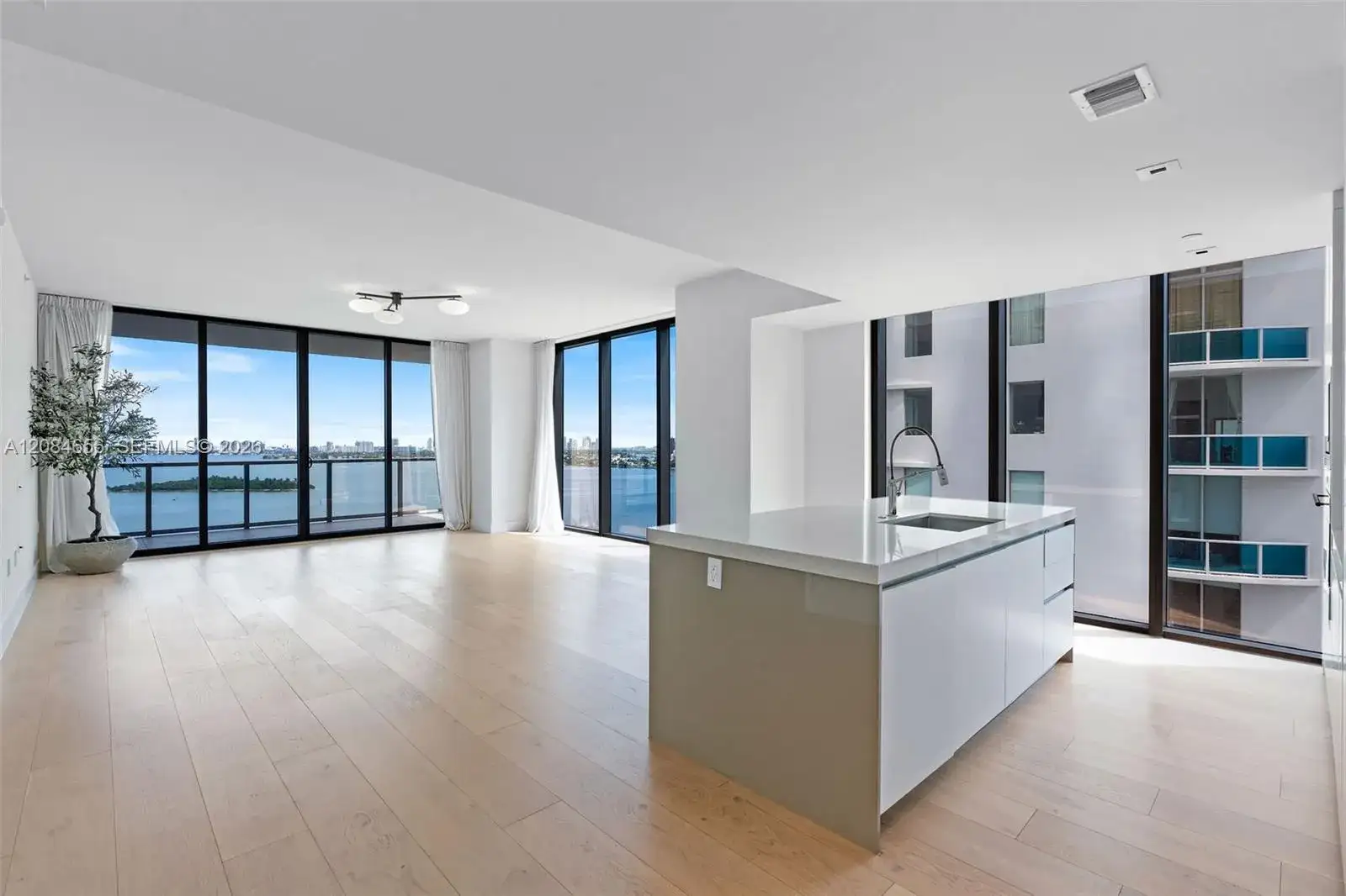 788 NE 23rd St # 1501, Miami FL 33137 photo 2
