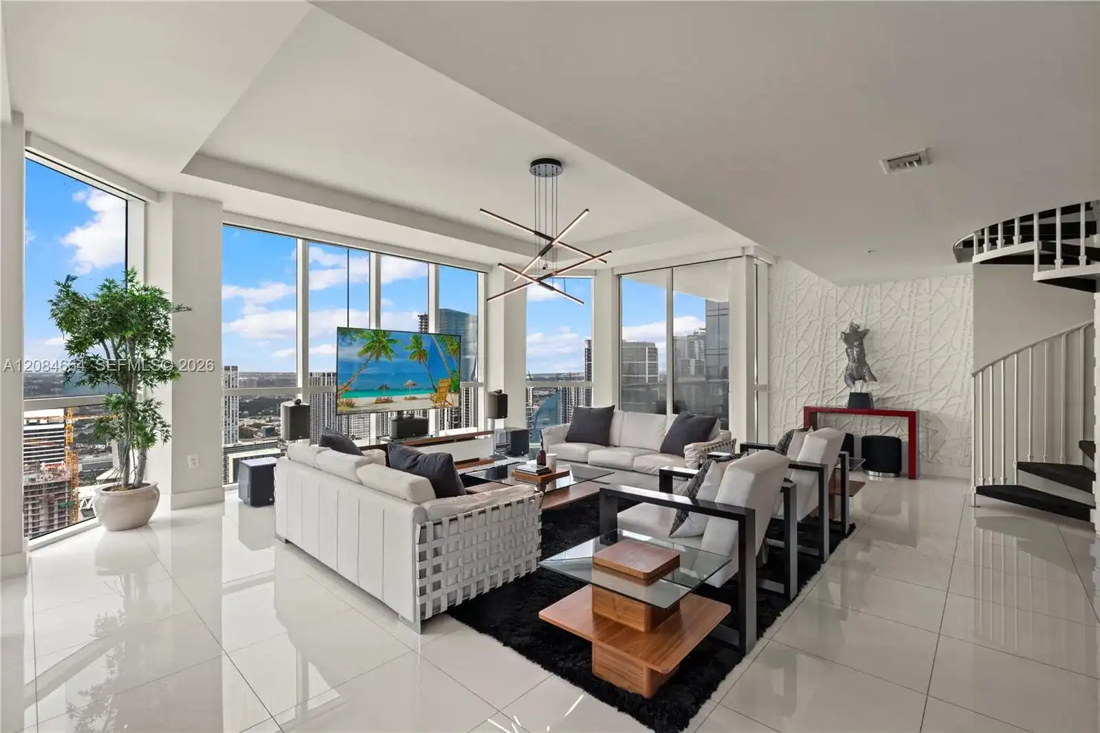 244 Biscayne Blvd, Miami FL 33132