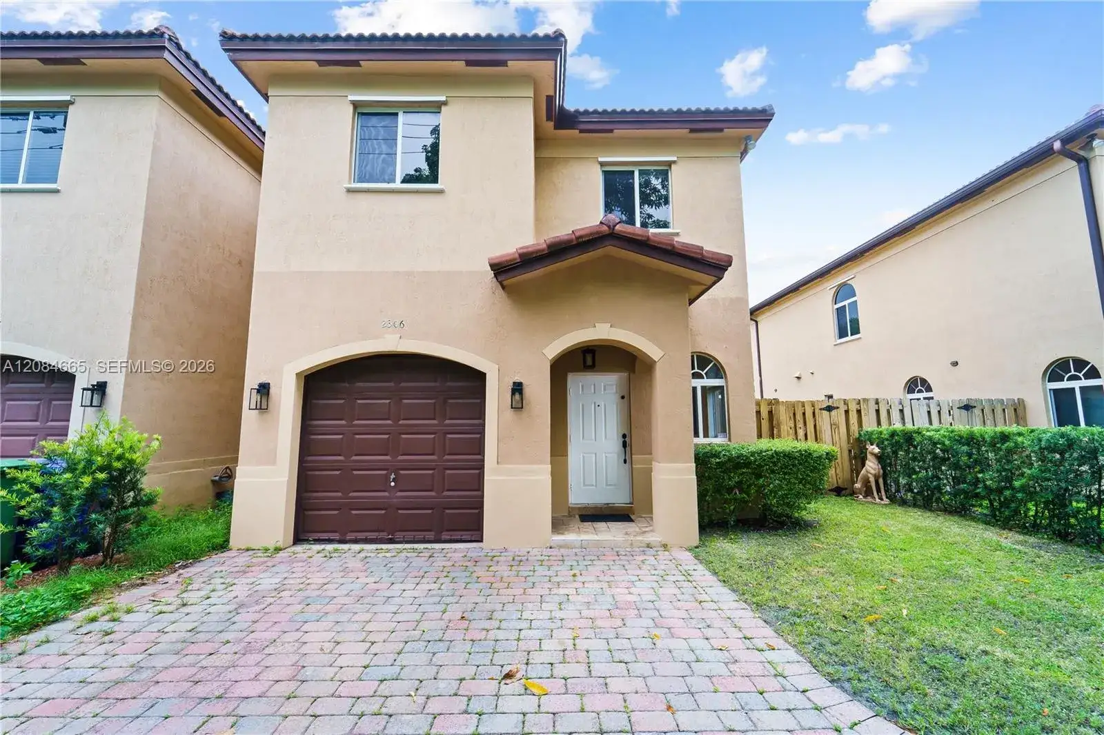 2306 SW 36th Ave # 2306, Miami FL 33145