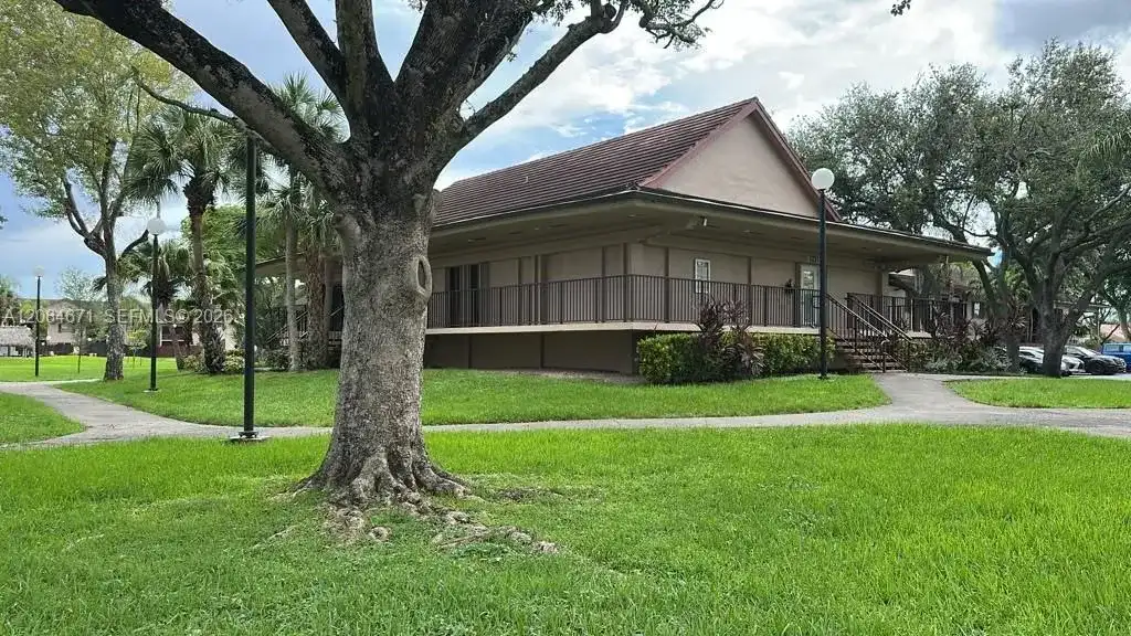 11259 SW 88th St # 204H, Miami FL 33176