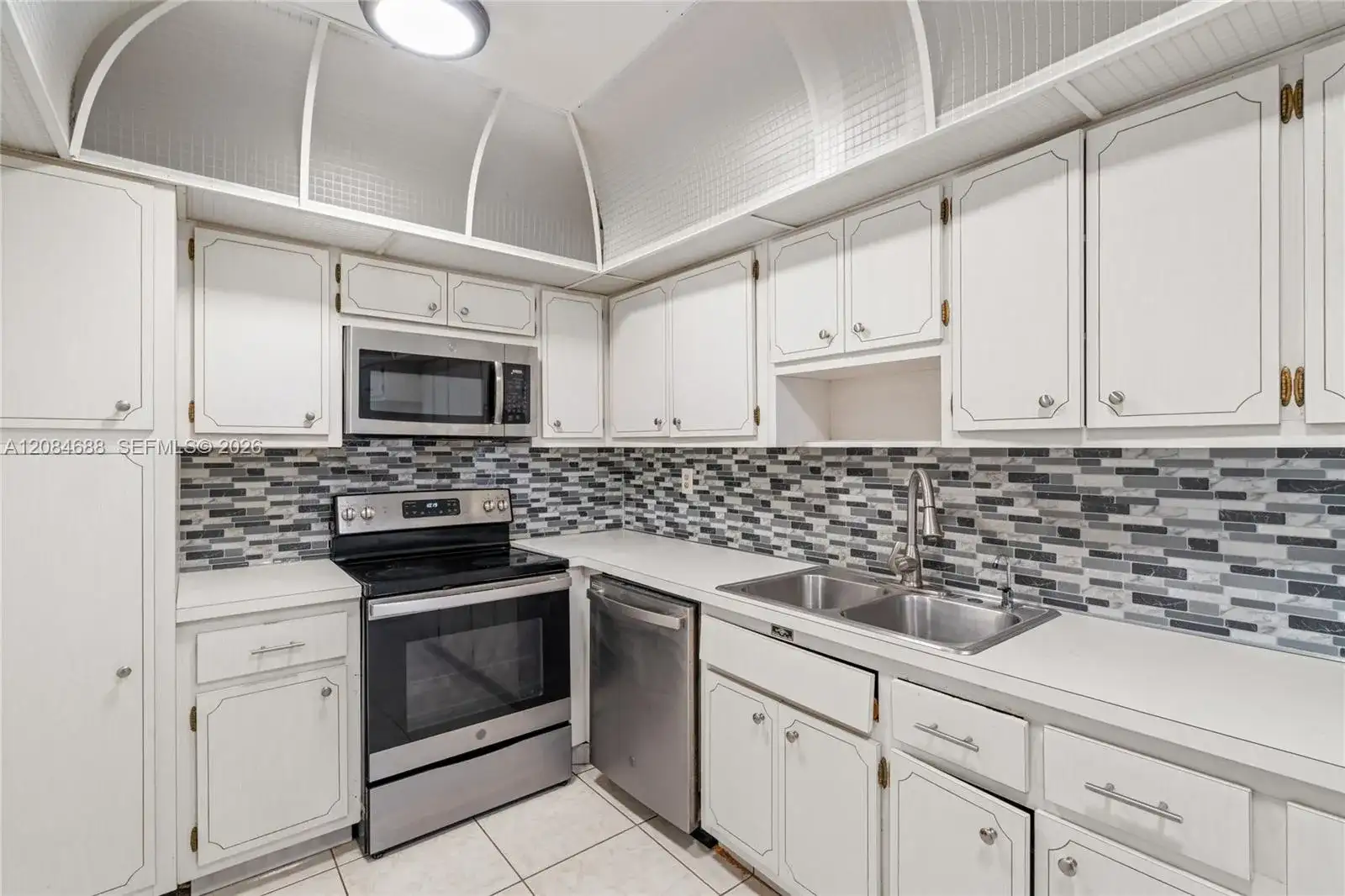 5001 Collins Ave # 5E, Miami Beach FL 33140 photo 5