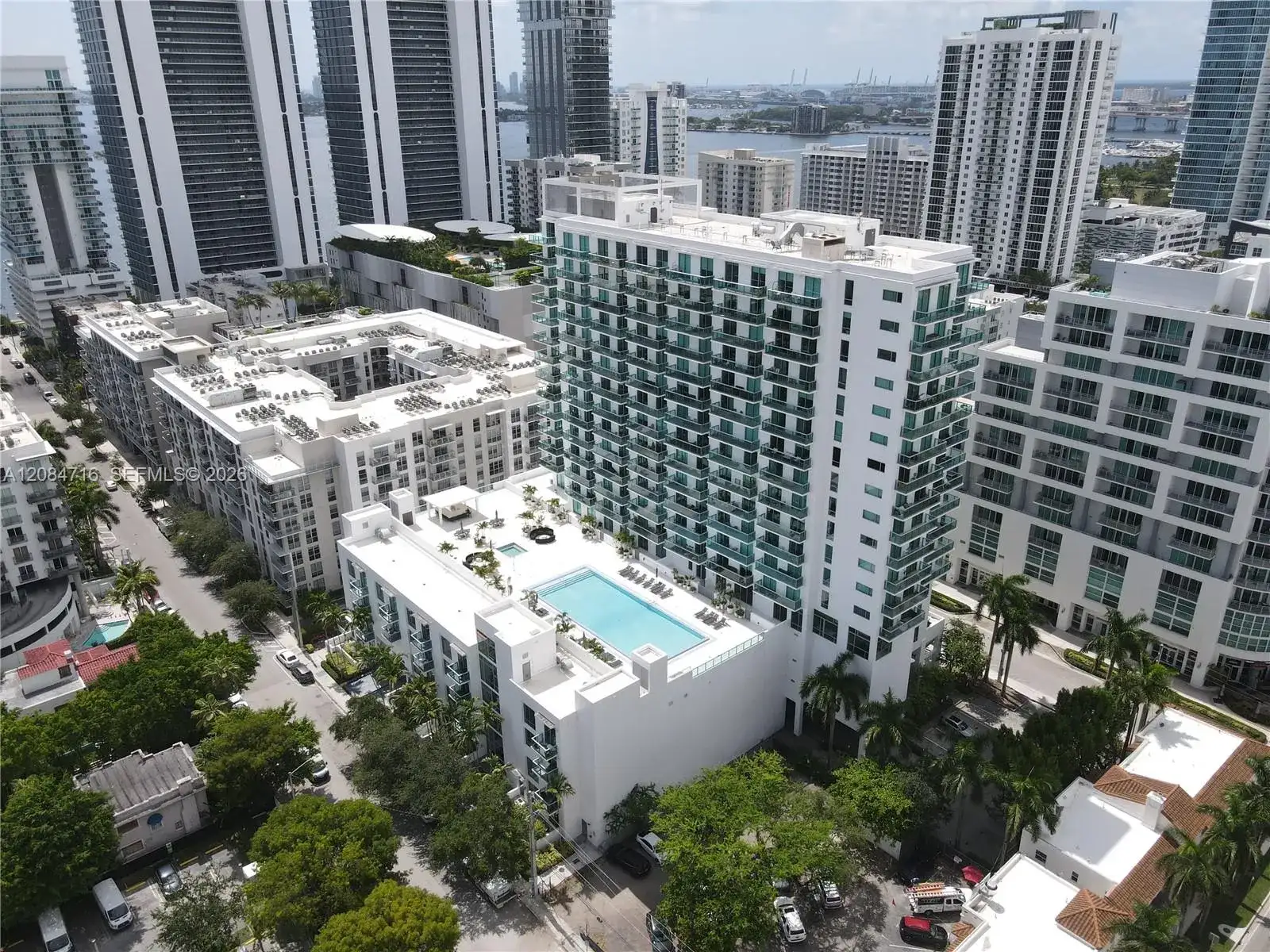 333 NE 24th St # 807, Miami FL 33137 photo 2