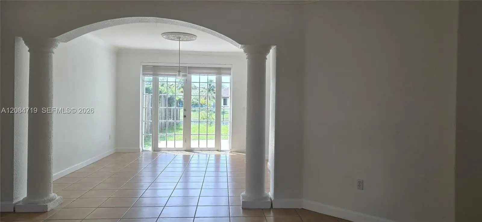 3670 SW 154th Ct, Miami FL 33185 photo 3