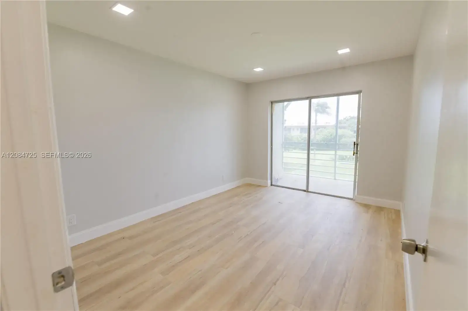 2100 Springdale Blvd # 314, Palm Springs FL 33461 photo 3