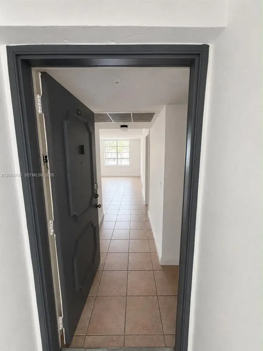 9440 Live Oak Pl # 106, Davie FL 33324 photo 3