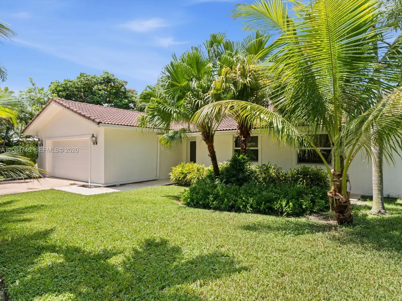 731 NW 4th Ct, Boca Raton FL 33432 photo 2