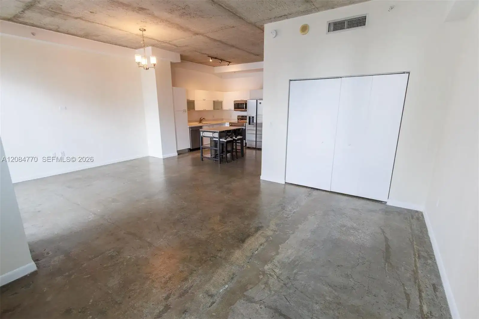 133 NE 2nd Ave # 1509, Miami FL 33132 photo 2