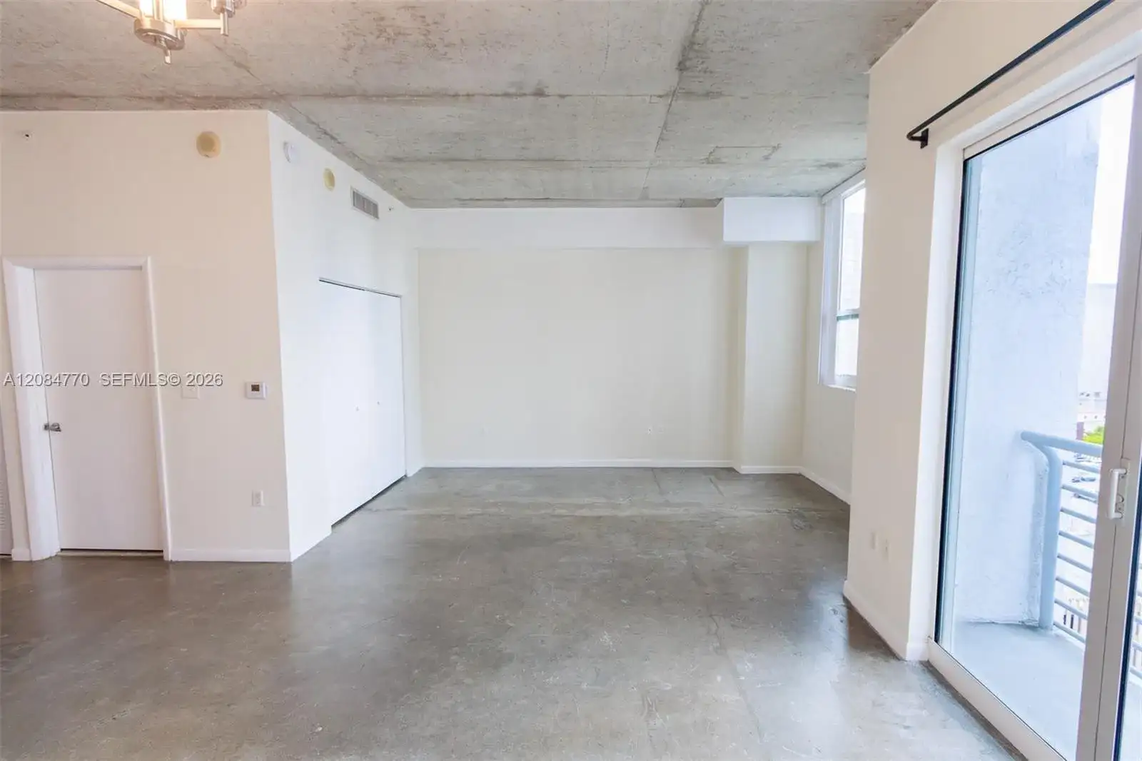 133 NE 2nd Ave # 1509, Miami FL 33132 photo 4