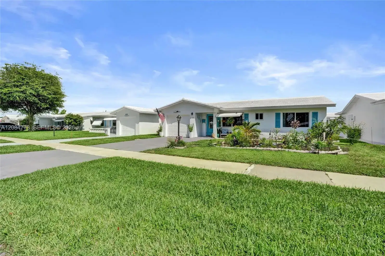2083 SW 13th Ave, Boynton Beach FL 33426 photo 3