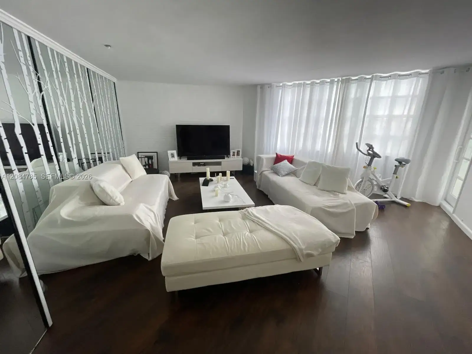 2750 NE 183rd St # 1707, Aventura FL 33160 photo 2