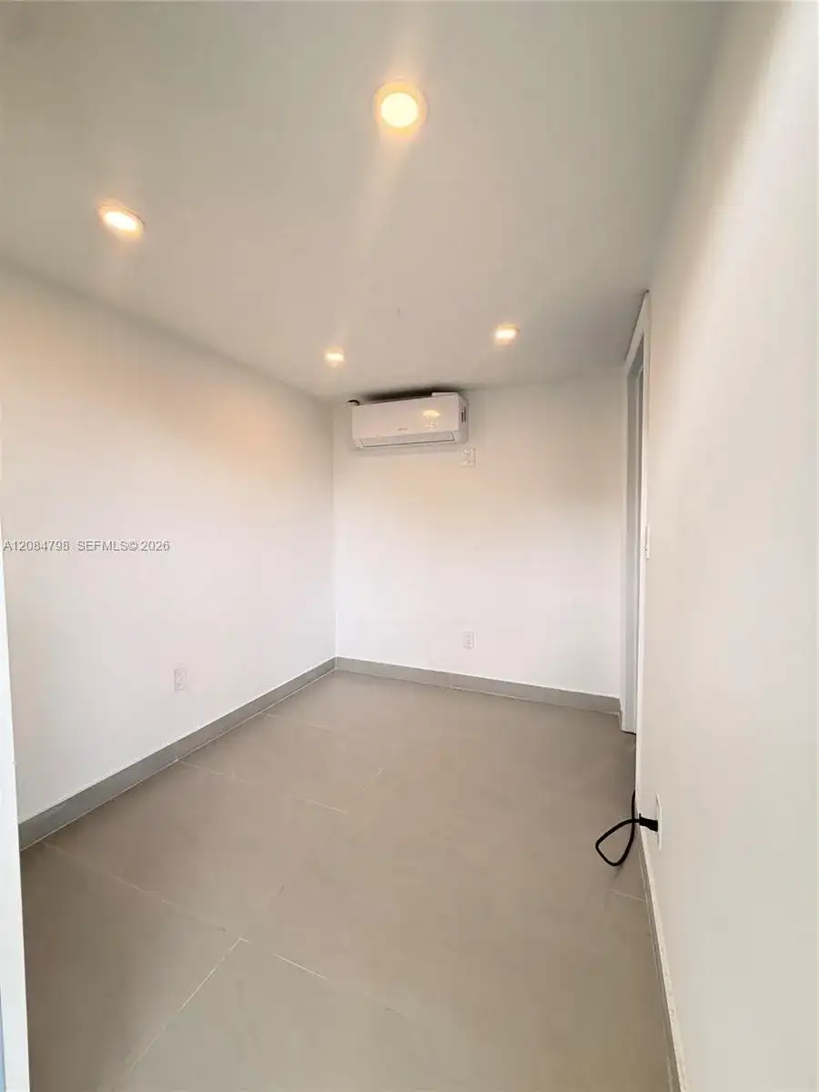 1899 NW 21st St # 8, Miami FL 33142 photo 4