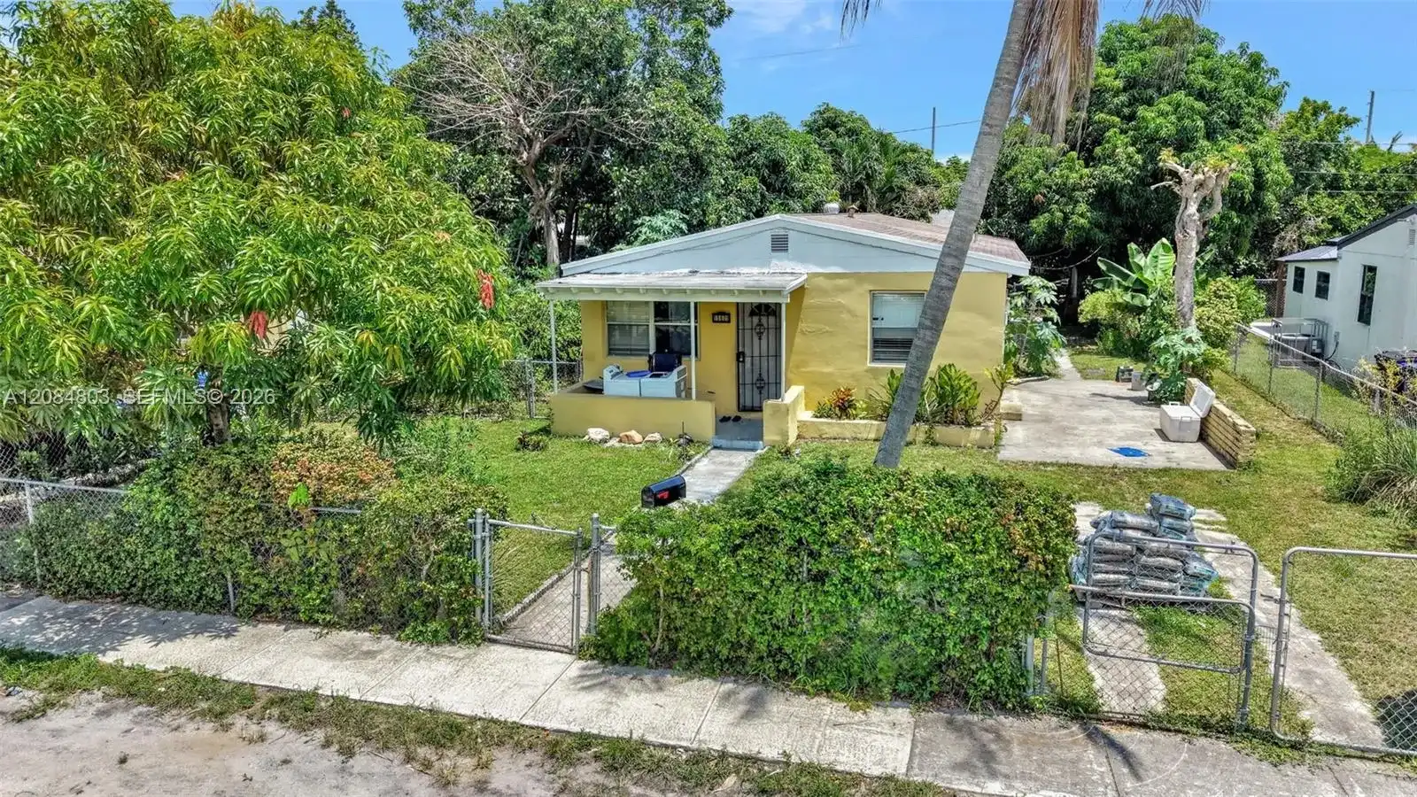 15601 NE 15th Ave, North Miami Beach FL 33162