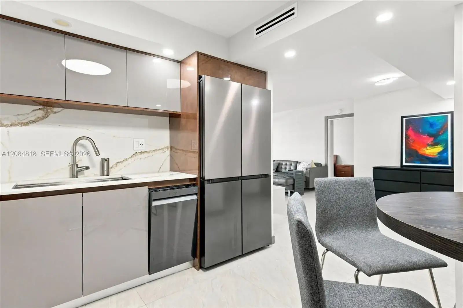 250 174th St # 211, Sunny Isles Beach FL 33160 photo 4