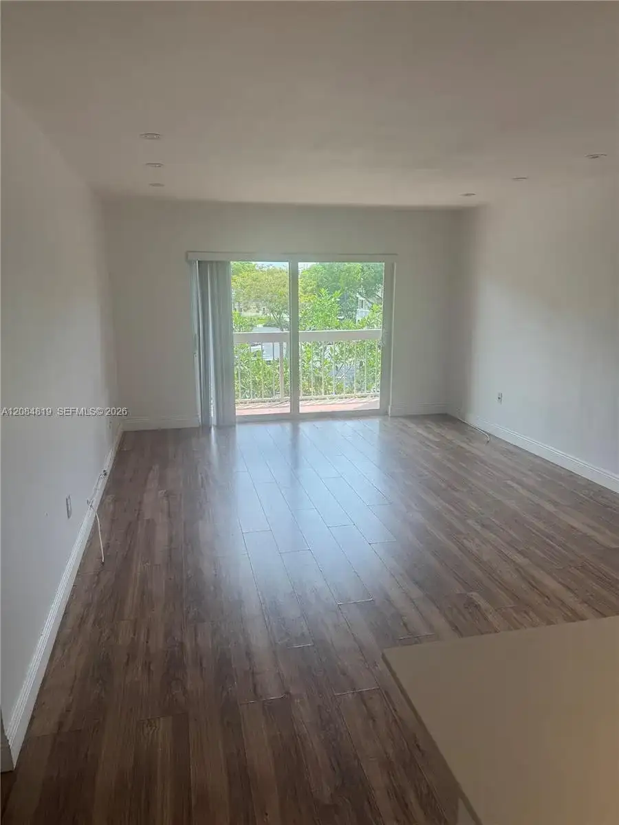 7810 Camino Real # 306, Miami FL 33143 photo 5