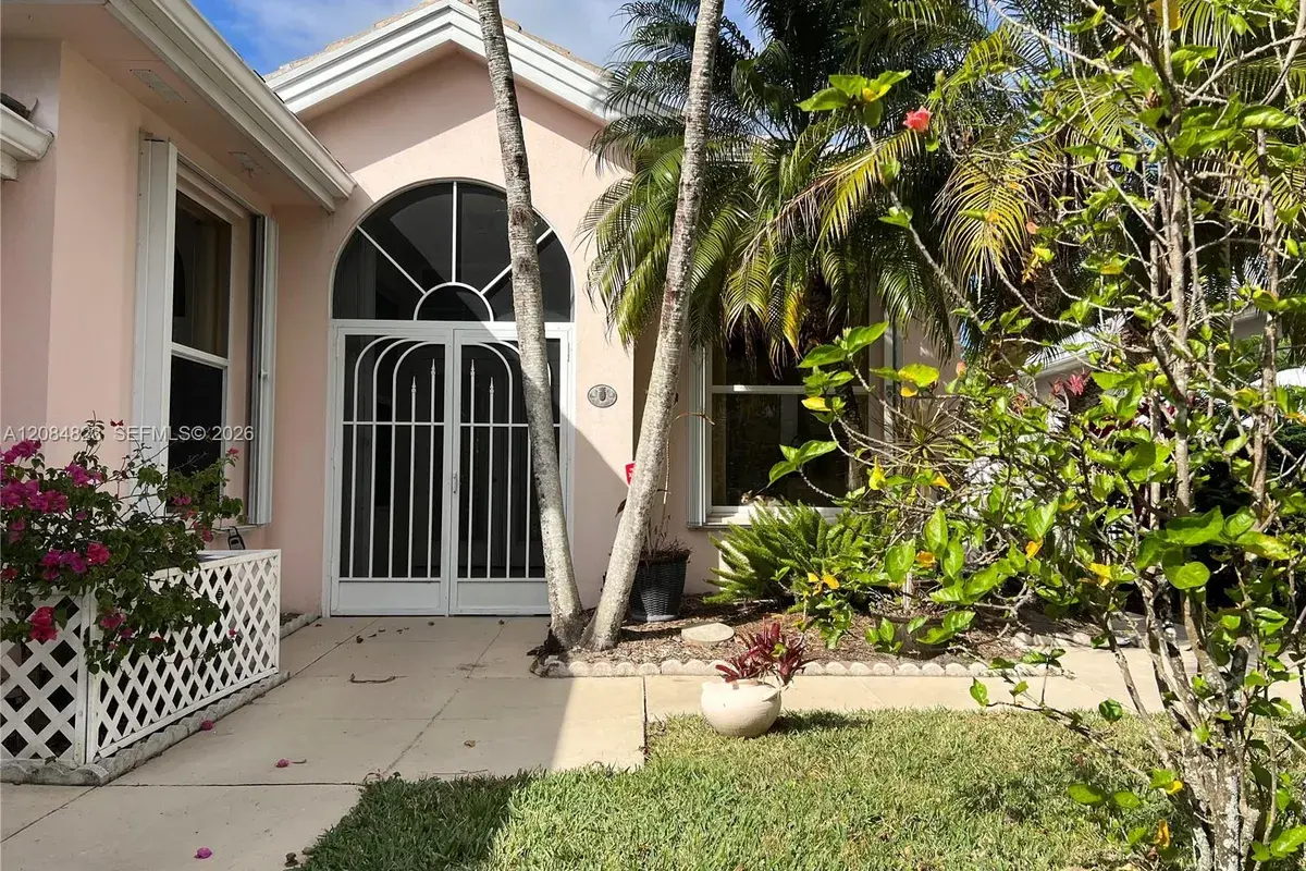 7625 SE Bay Cedar Cir, Hobe Sound FL 33455