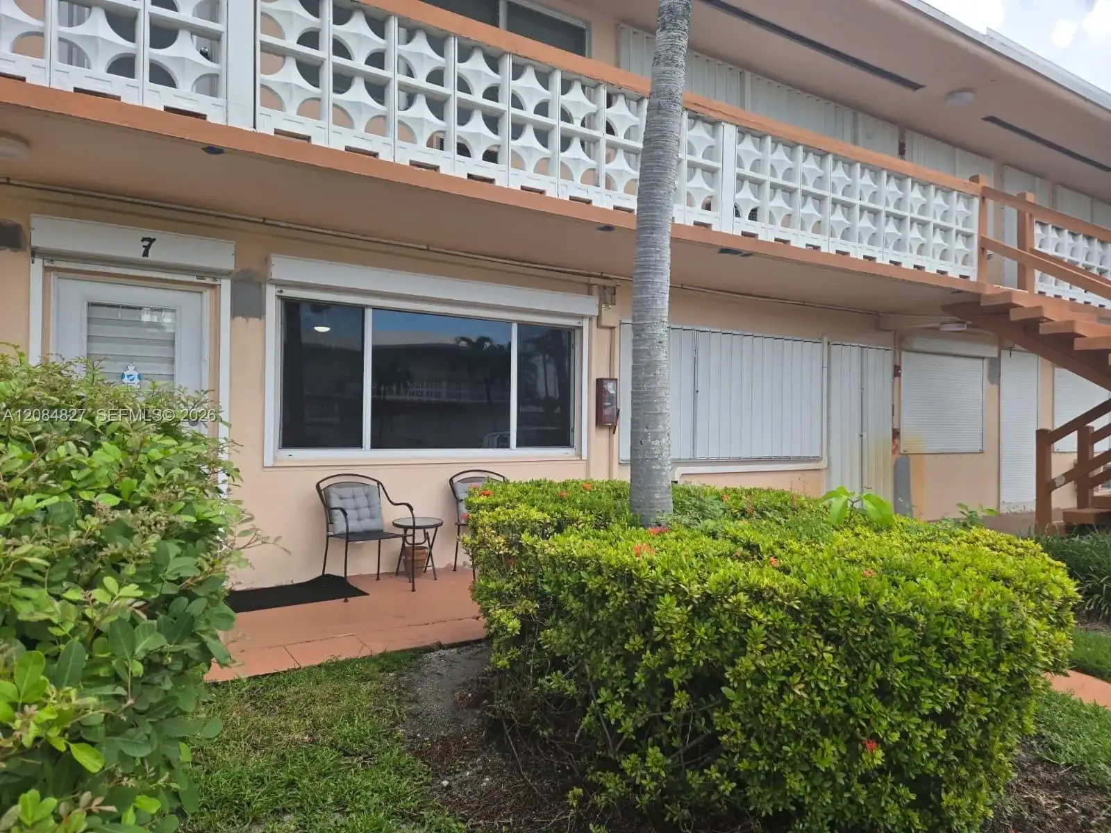 900 SW 11th Ave # 7C, Hallandale Beach FL 33009 photo 2
