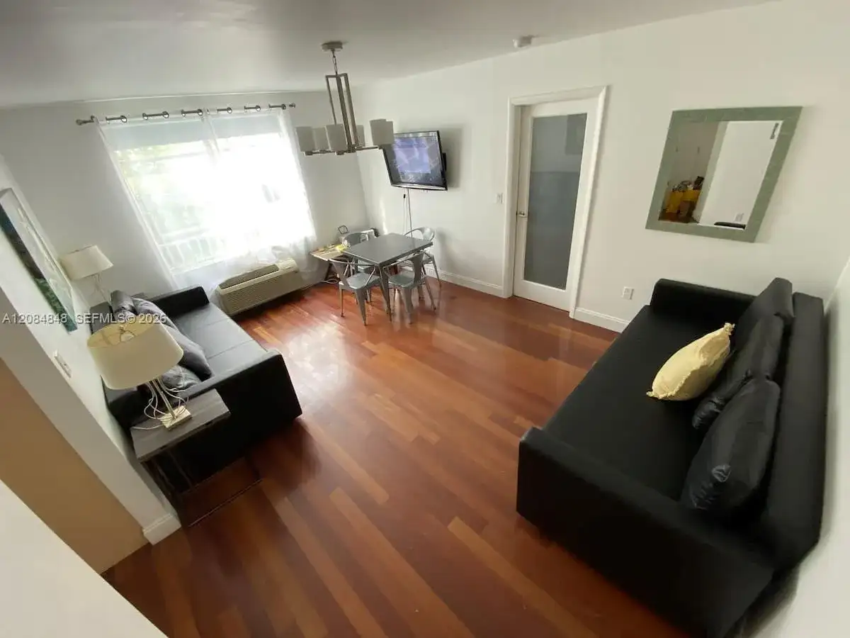 420 15th St # 205, Miami Beach FL 33139 photo 3