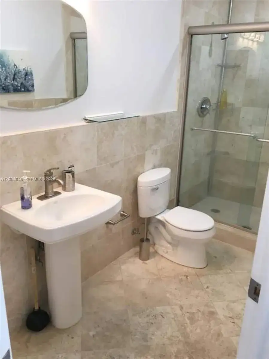 420 15th St # 205, Miami Beach FL 33139 photo 5