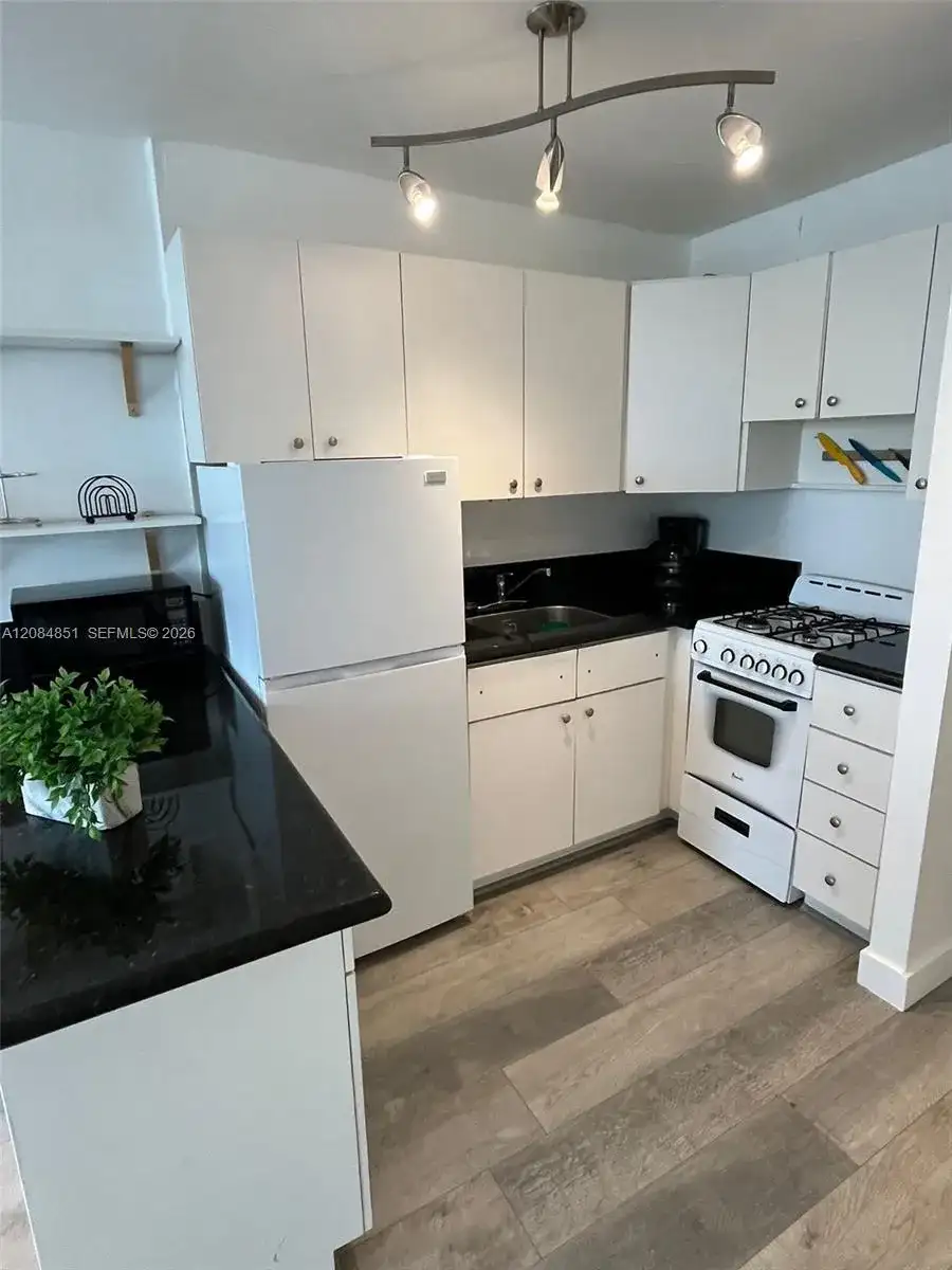 710 Washington Ave # 322, Miami Beach FL 33139 photo 3