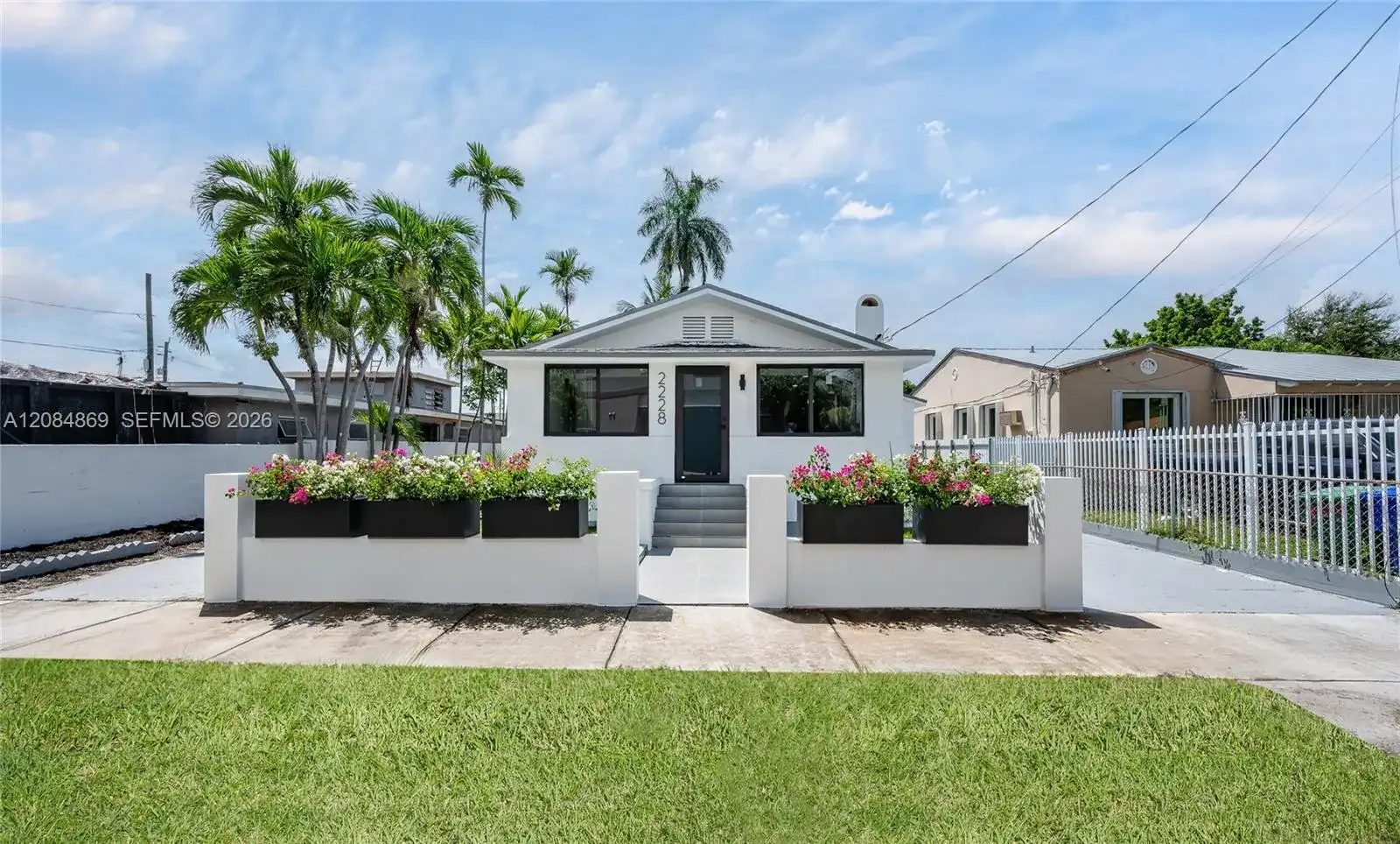 2228 SW 2nd St, Miami FL 33135