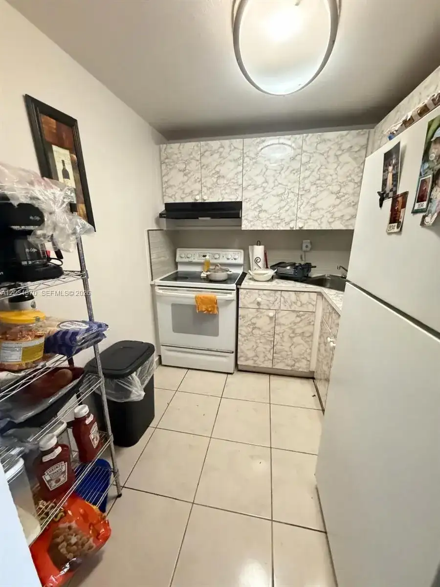 606 W 81st St # 202, Hialeah FL 33014 photo 5