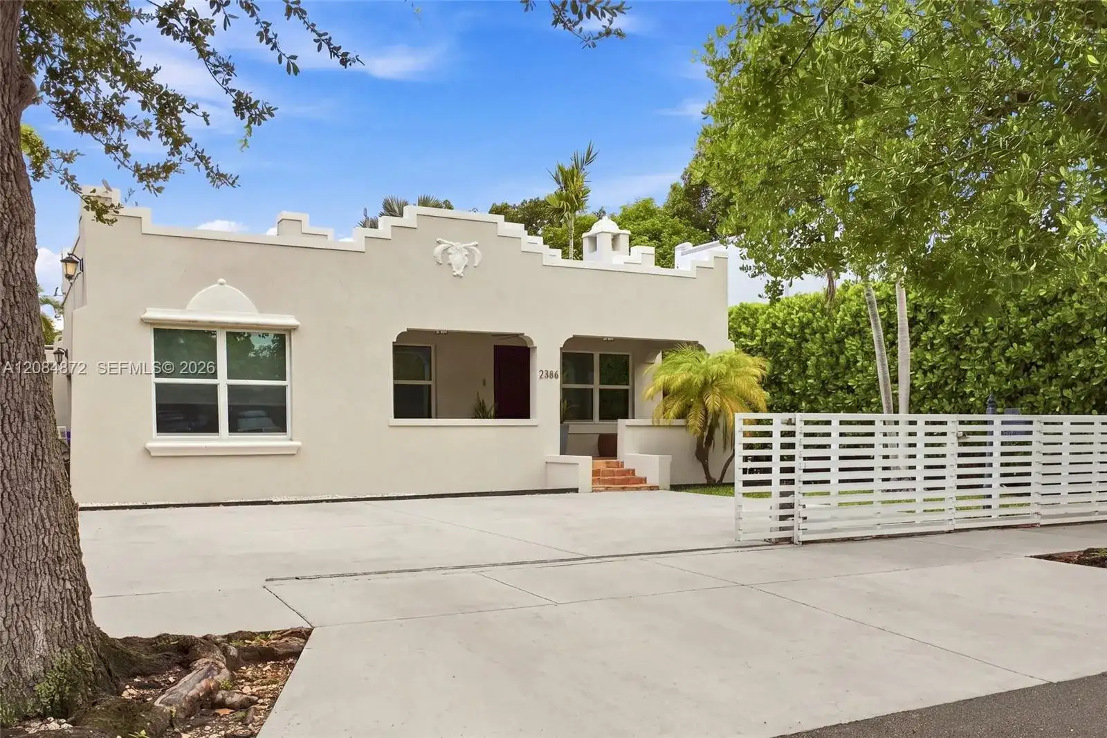 2366 SW 10th st, Miami FL 33135 photo 3