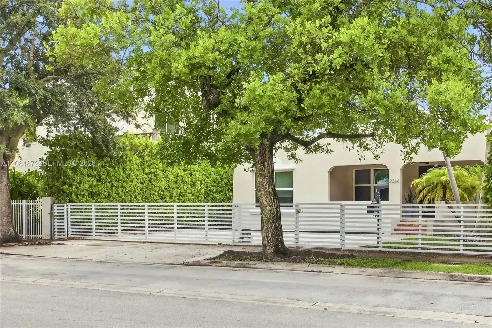2366 SW 10th st, Miami FL 33135 photo 4