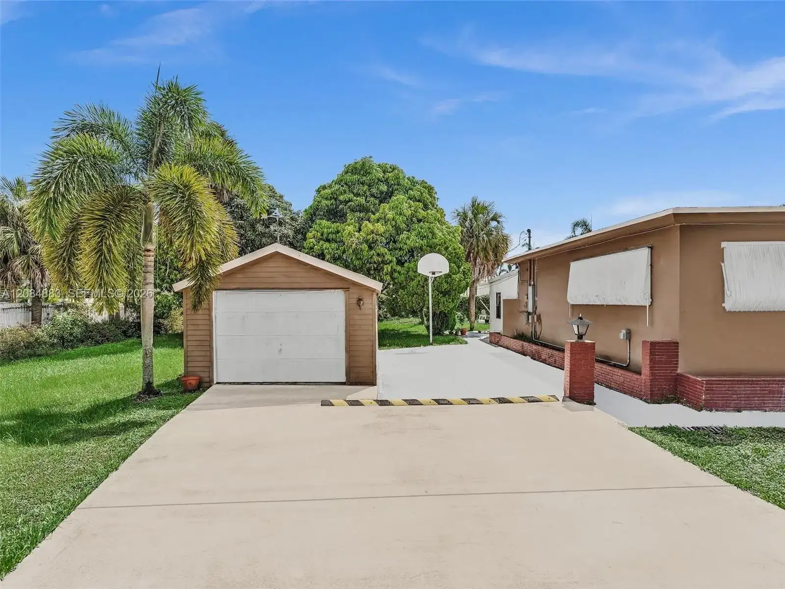5220 SW 26th Ave, Dania Beach FL 33312 photo 5