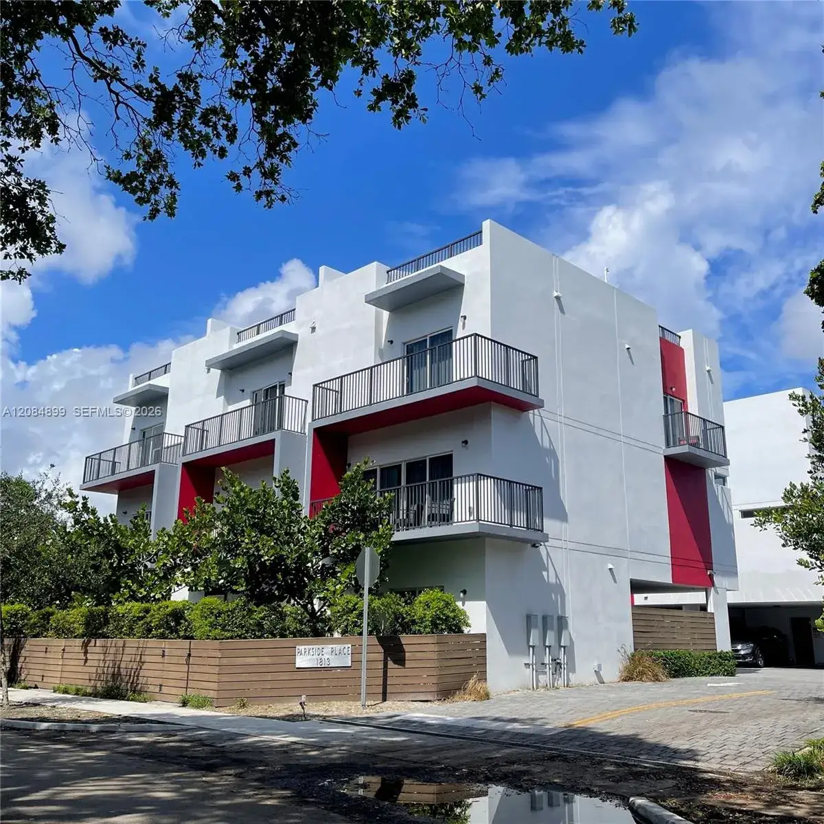 1813 Madison St, Hollywood FL 33020