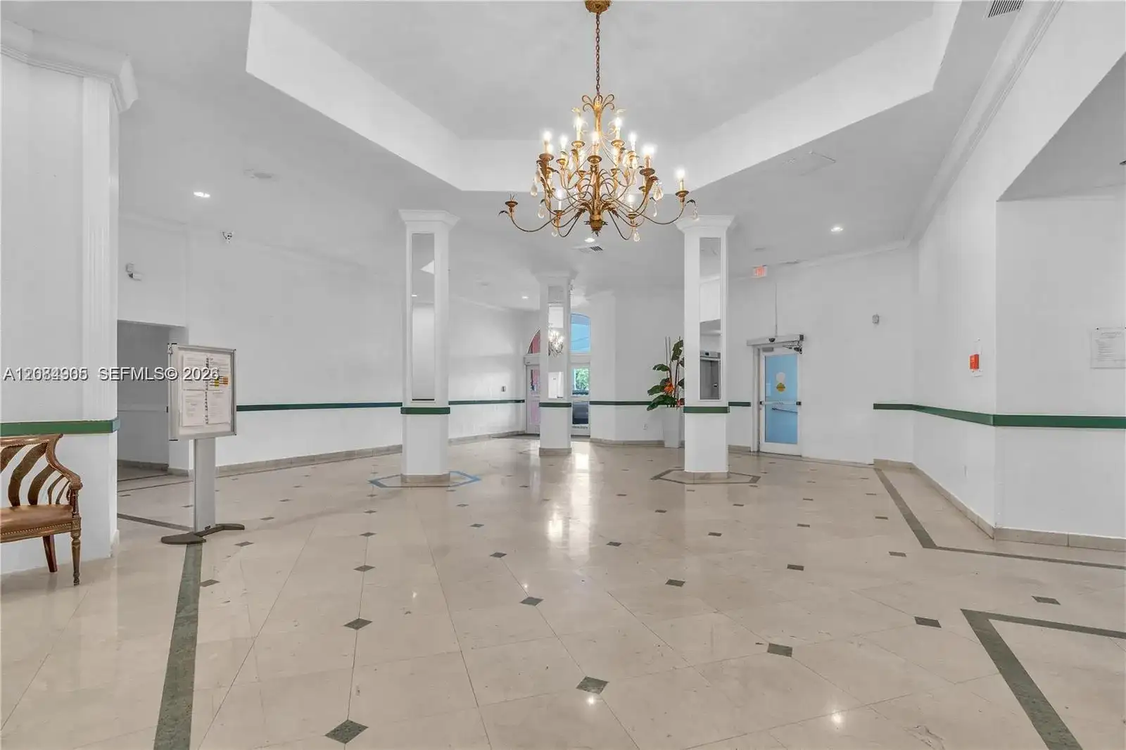 1301 NE Miami Gardens Dr # 515W, Miami FL 33179 photo 4