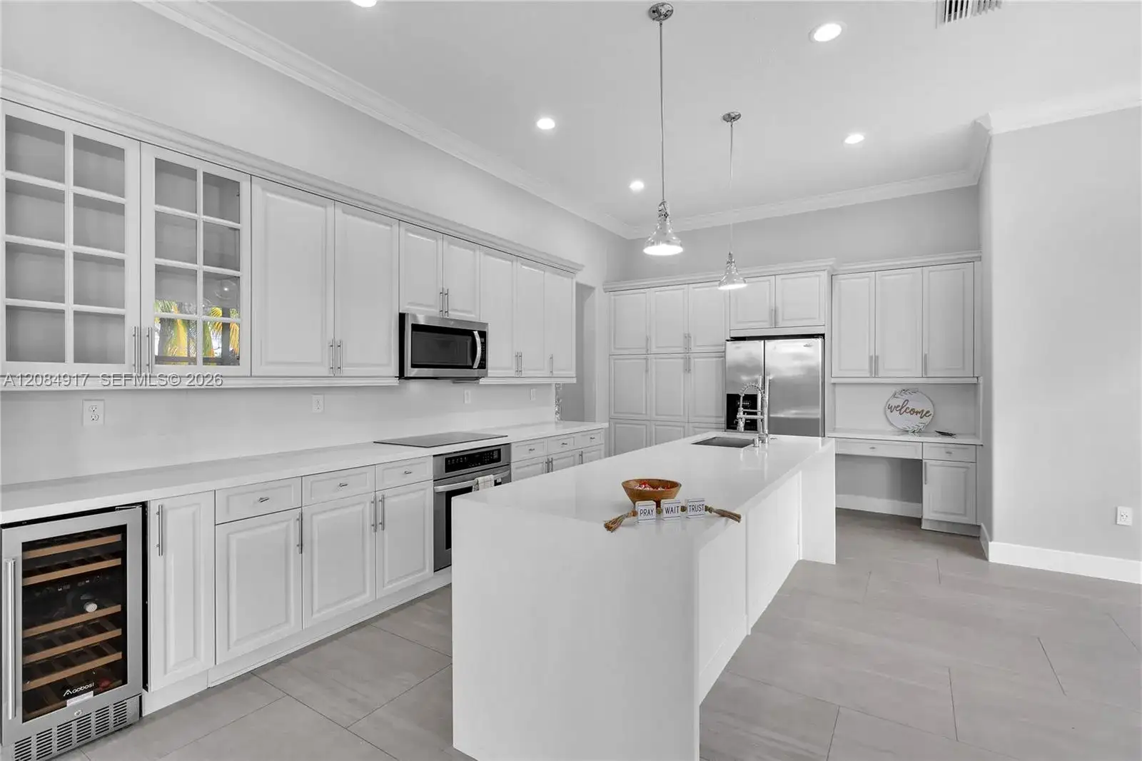 8503 NW 41st St # 0, Cooper City FL 33024