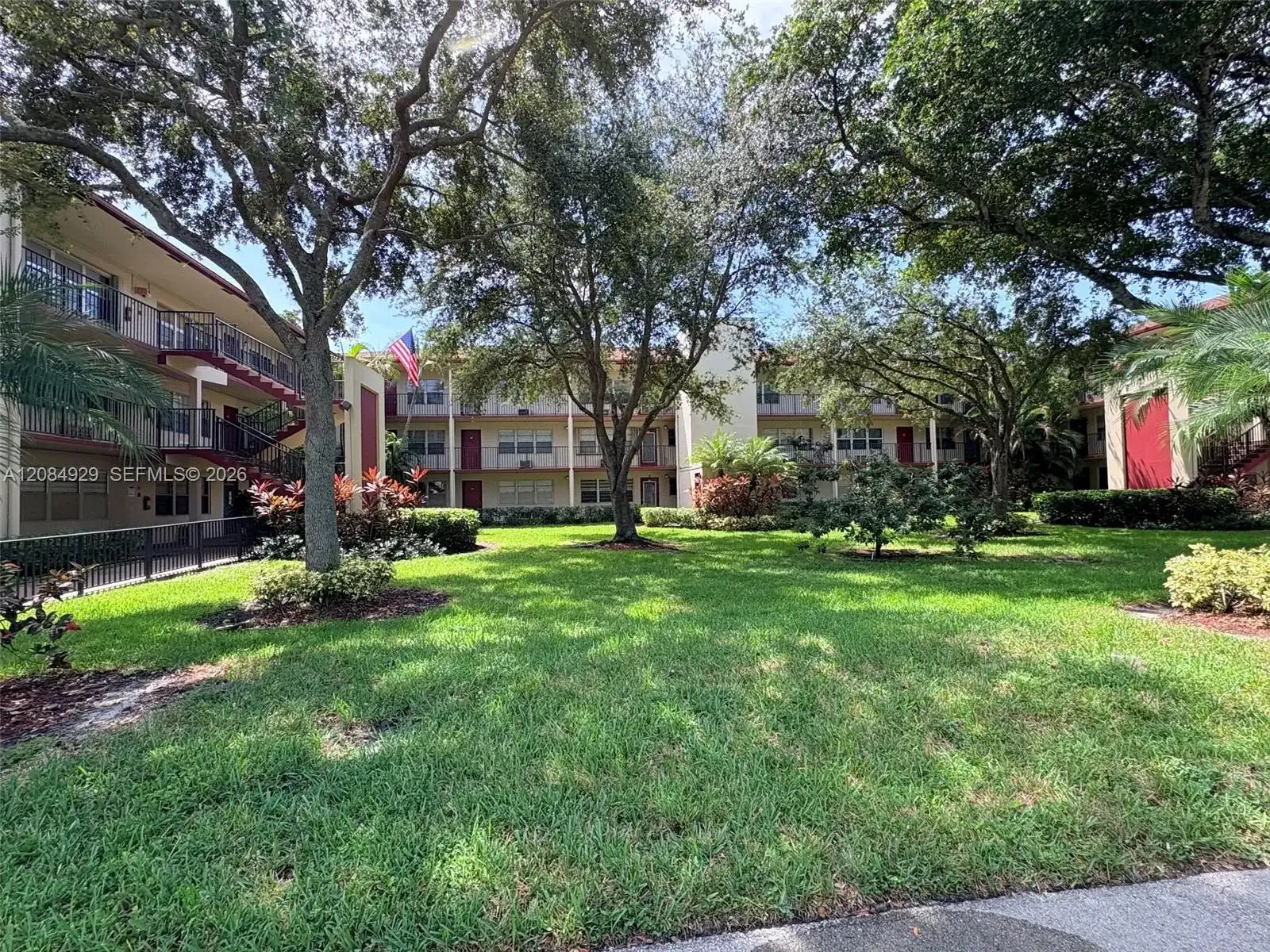 13350 SW 1st St # 107P, Pembroke Pines FL 33027