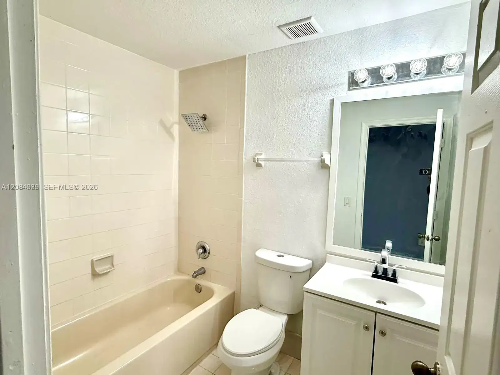 2869 SE 15th Rd # 70, Homestead FL 33035 photo 2