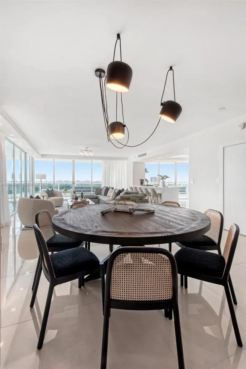 2127 Brickell Ave # 1605, Miami FL 33129