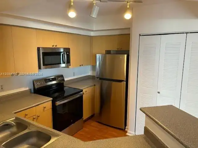 1919 Van Buren St # 502A, Hollywood FL 33020 photo 4