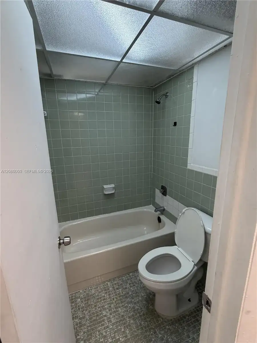 7010 NW 186th St # 121A, Hialeah FL 33015 photo 2