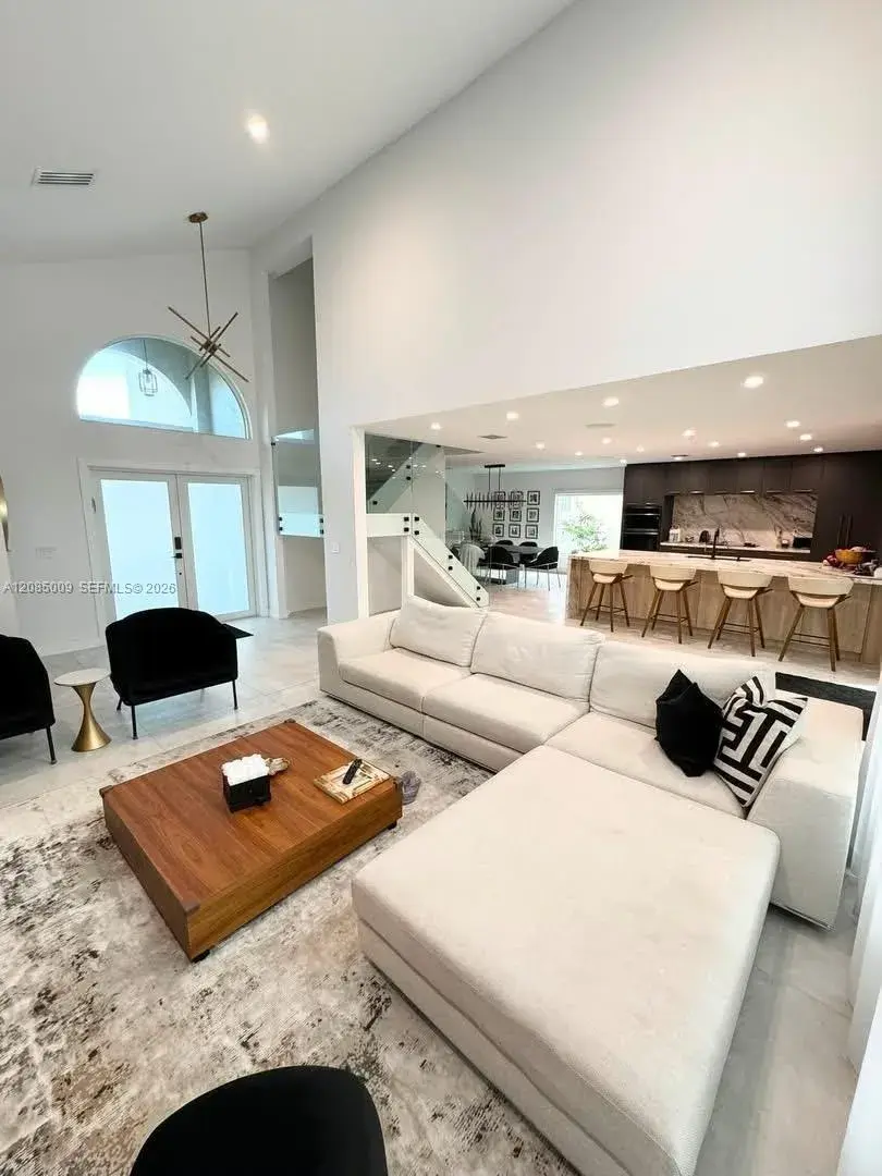 4827 SW 34th Ave, Hollywood FL 33312