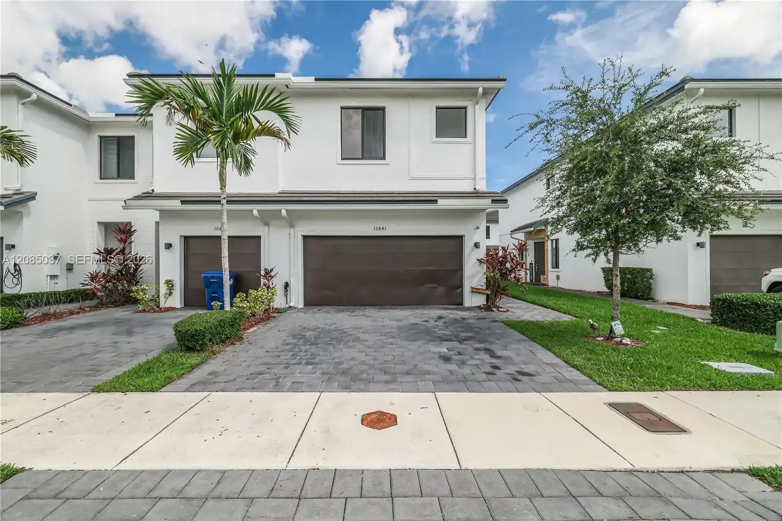 10841 SW 233rd St, Homestead FL 33032
