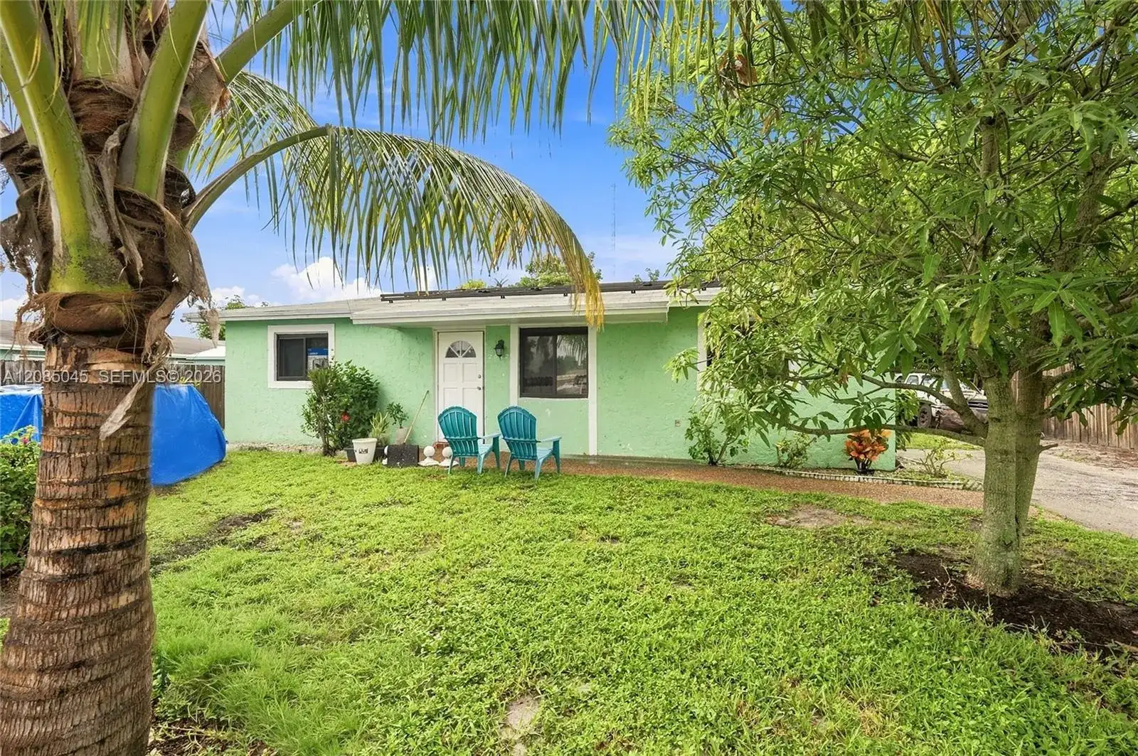 2622 NW 24th Ct, Fort Lauderdale FL 33311 photo 2