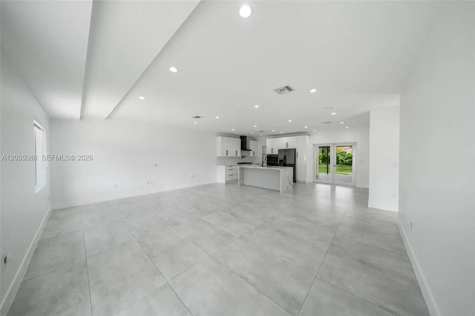 1935 SW 24th Ter, Miami FL 33145 photo 3
