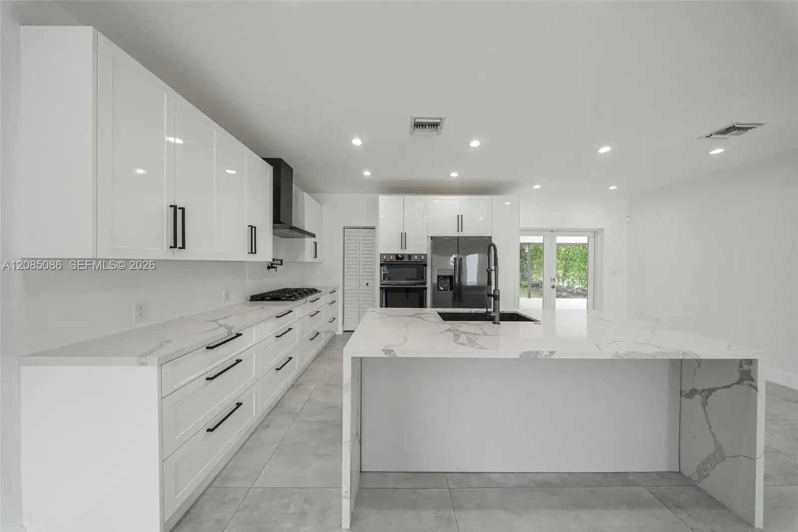 1935 SW 24th Ter, Miami FL 33145 photo 5