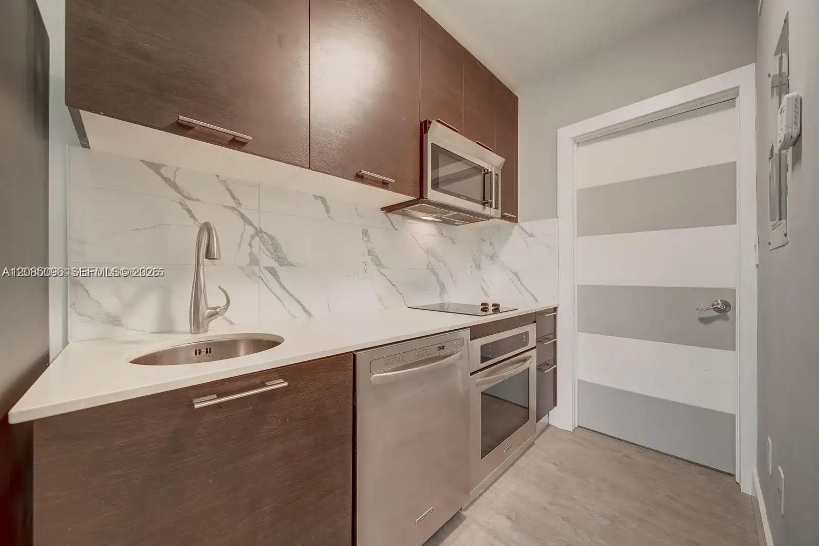 1568 Pennsylvania # 325, Miami Beach FL 33139 photo 5