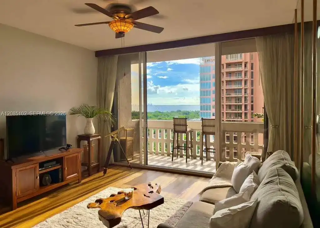 90 Edgewater Dr, Coral Gables FL 33133