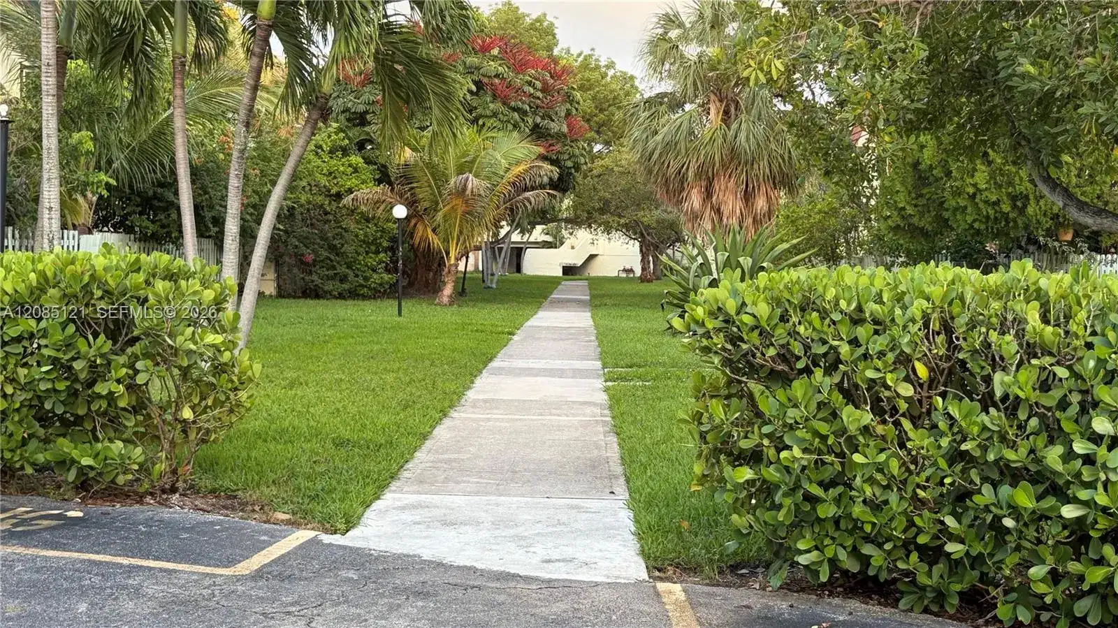 1655 NE 115th St # 12B, Miami FL 33181 photo 3