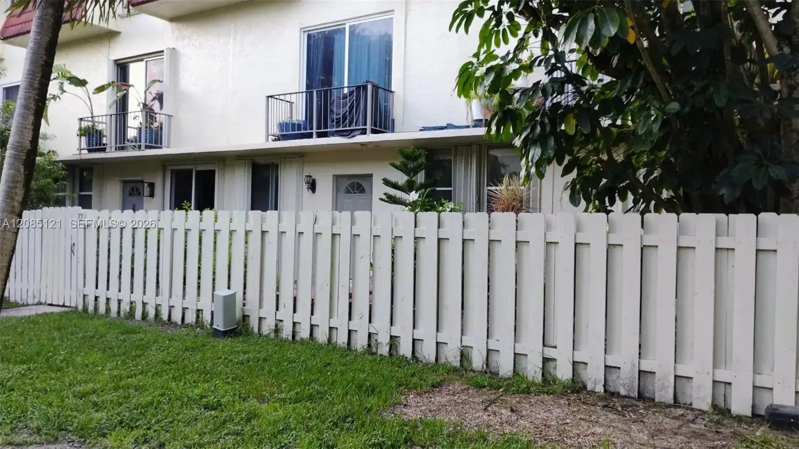 1655 NE 115th St # 12B, Miami FL 33181 photo 4