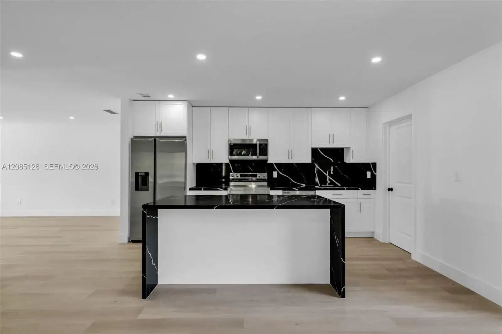 1597 NE 143rd St # 1597, North Miami FL 33161 photo 4
