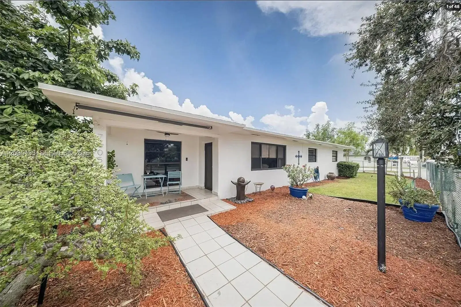 7605 W 6th Ave, Hialeah FL 33014