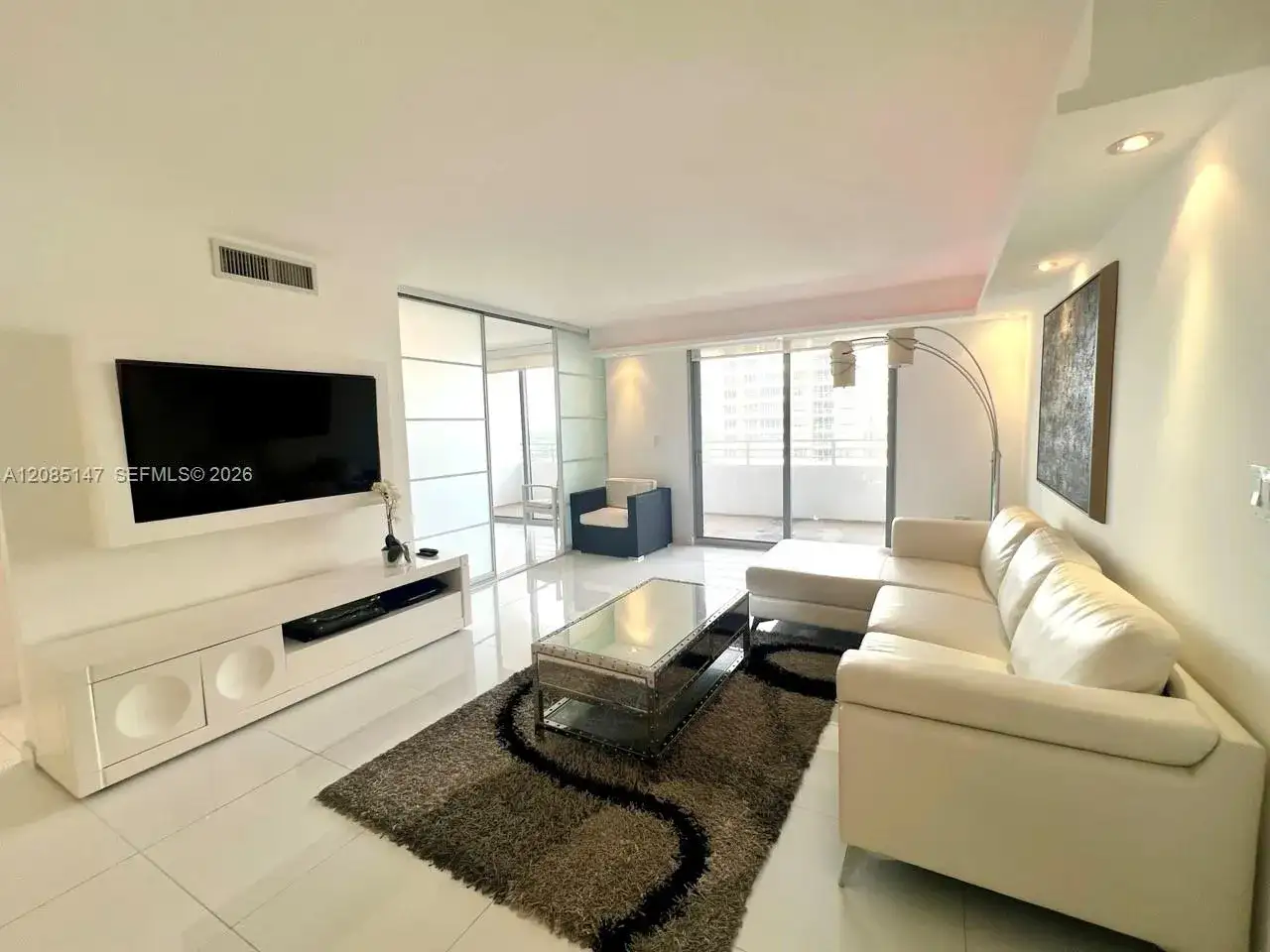 5555 Collins Ave # 9Y, Miami Beach FL 33140 photo 4