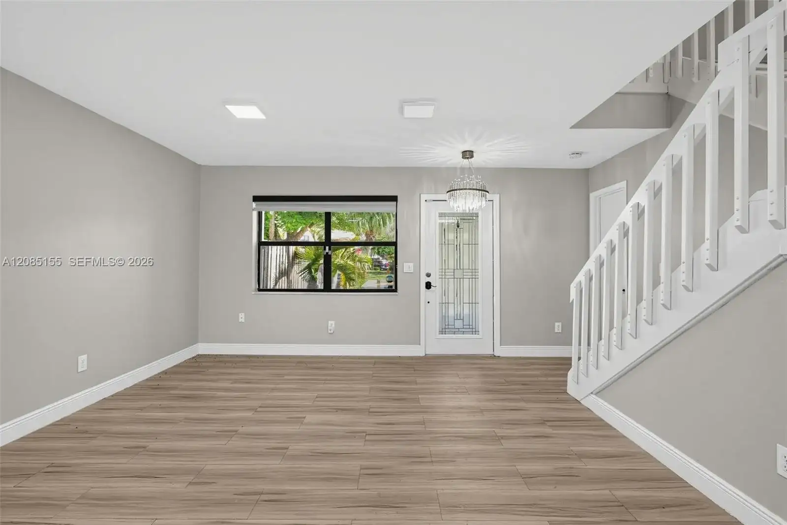 15131 SW 94th Ter, Miami FL 33196 photo 4